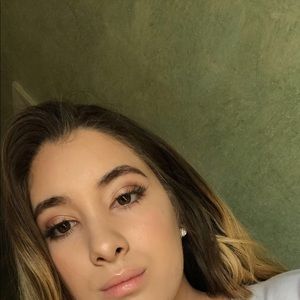 Meet your Posher, Ciera